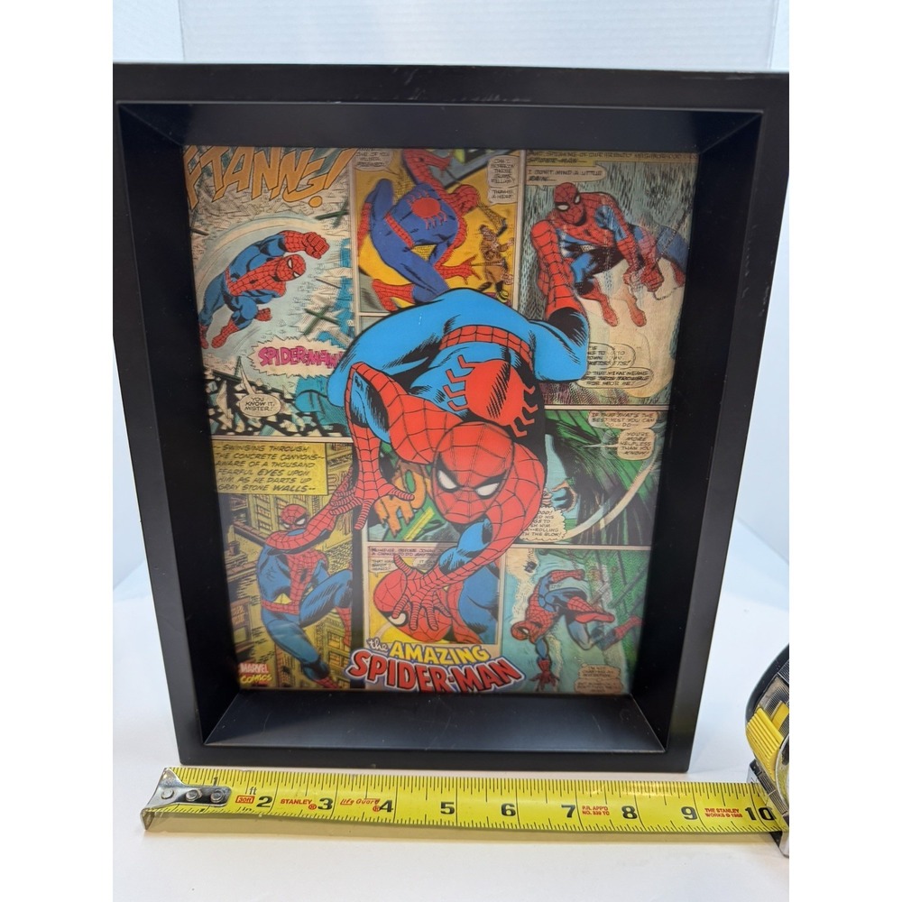 Marvel Spider Man 3D Graphics Shadowbox Framed Holographic NEW 9.25" x 11.25"
